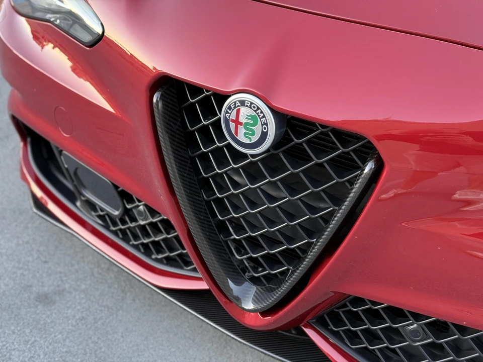 2017 Alfa Romeo Giulia Quadrifoglio - Image 20 of 31