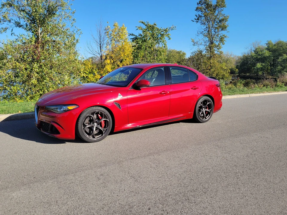 2017 Alfa Romeo Giulia Quadrifoglio - Image 8 of 31