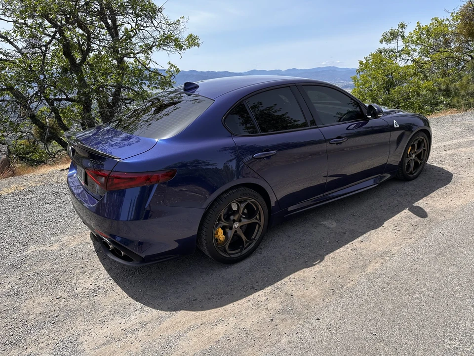 2017 Alfa Romeo Giulia Quadrifoglio - Image 20 of 31