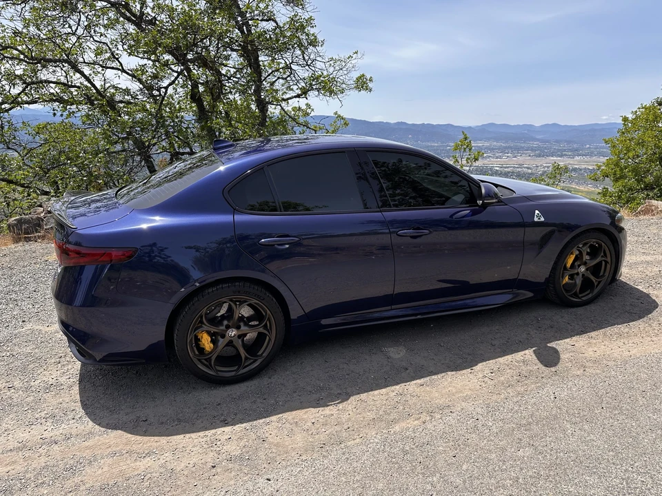 2017 Alfa Romeo Giulia Quadrifoglio - Image 23 of 31