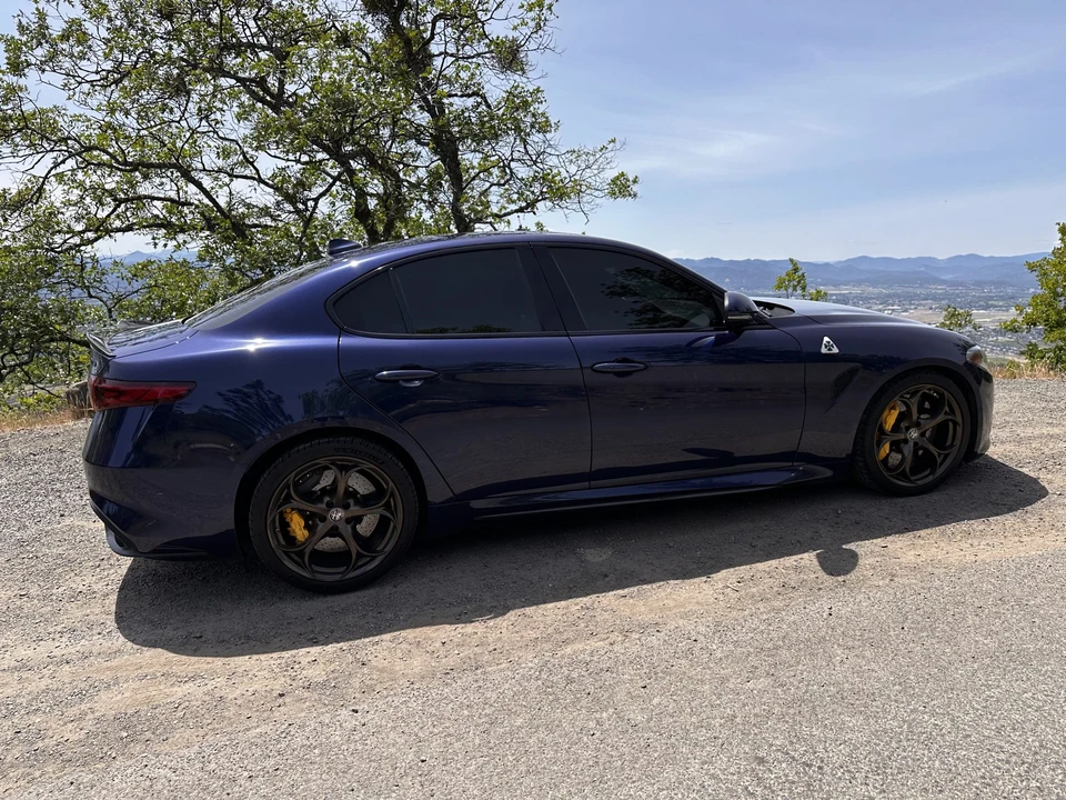 2017 Alfa Romeo Giulia Quadrifoglio - Image 26 of 31