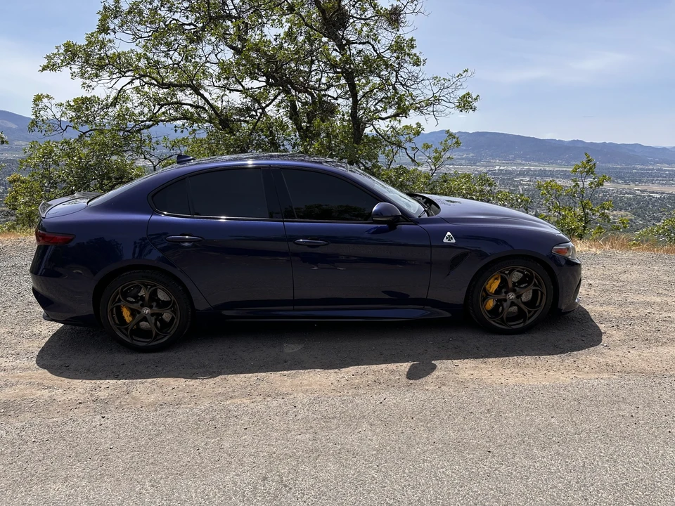 2017 Alfa Romeo Giulia Quadrifoglio - Image 29 of 31