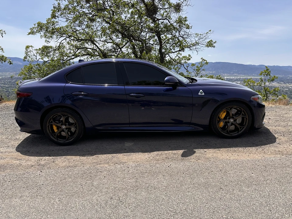 2017 Alfa Romeo Giulia Quadrifoglio - Image 27 of 31