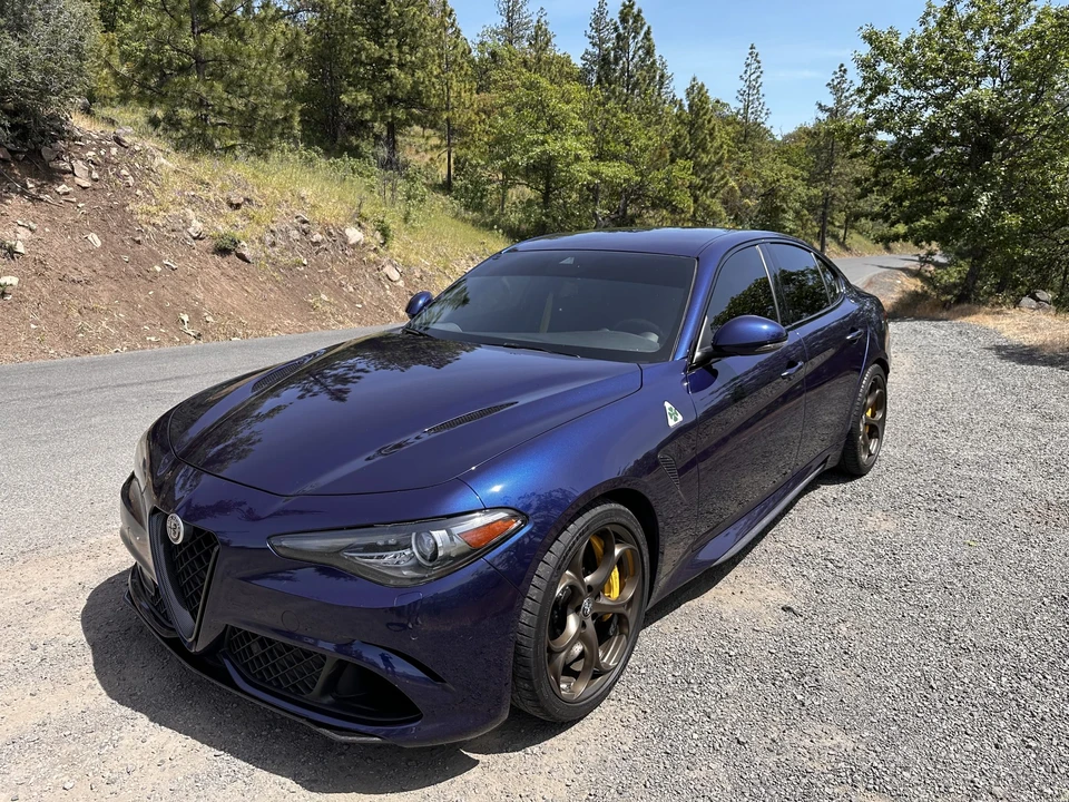 2017 Alfa Romeo Giulia Quadrifoglio - Image 4 of 31