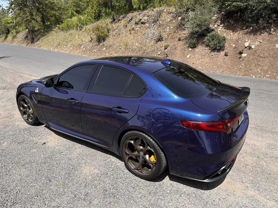 2017 Alfa Romeo Giulia Quadrifoglio - Image 11 of 31