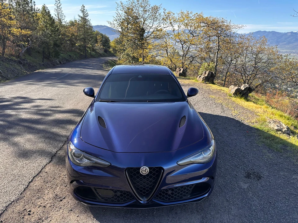 2017 Alfa Romeo Giulia Quadrifoglio - Image 6 of 31