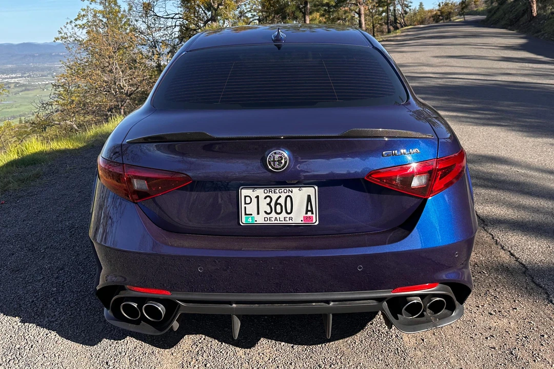 2017 Alfa Romeo Giulia Quadrifoglio - Image 5 of 31