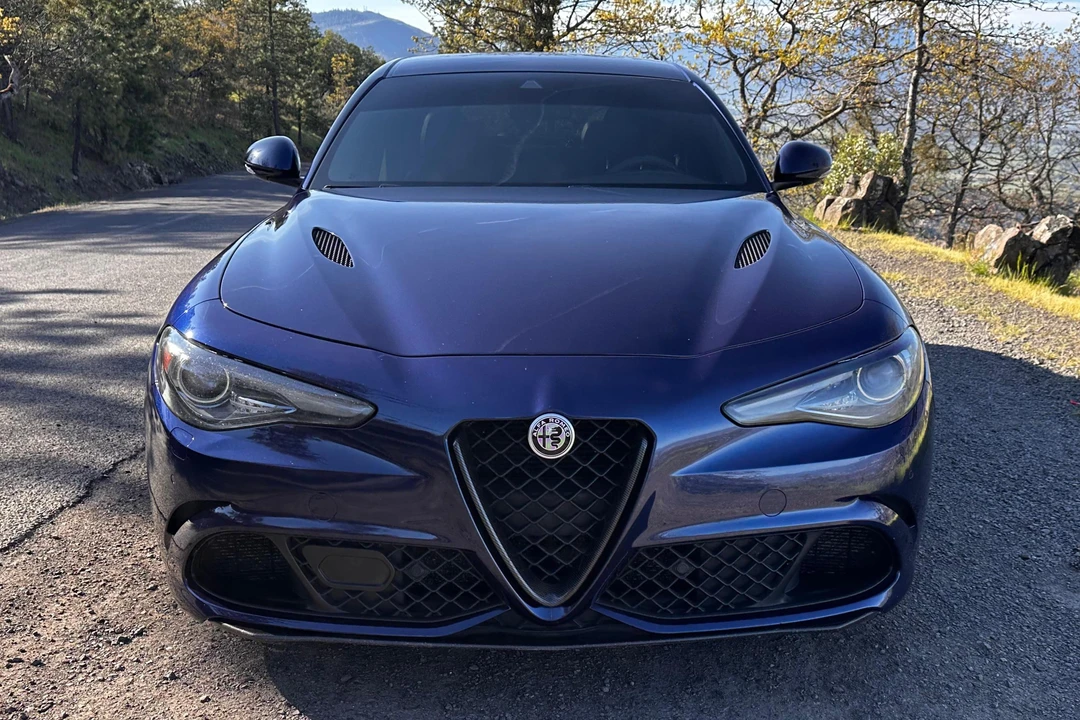 2017 Alfa Romeo Giulia Quadrifoglio - Image 2 of 31