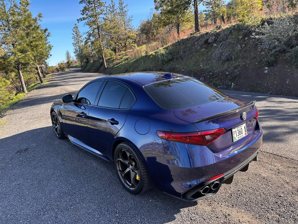 2017 Alfa Romeo Giulia Quadrifoglio - Image 15 of 31