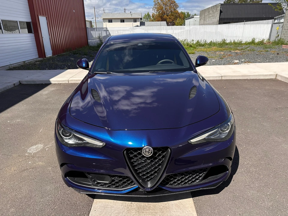 2017 Alfa Romeo Giulia Quadrifoglio - Image 7 of 31