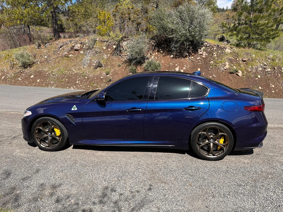2017 Alfa Romeo Giulia Quadrifoglio - Image 10 of 31