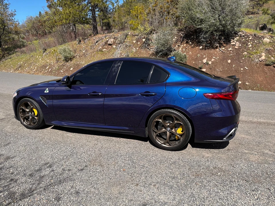 2017 Alfa Romeo Giulia Quadrifoglio - Image 11 of 31