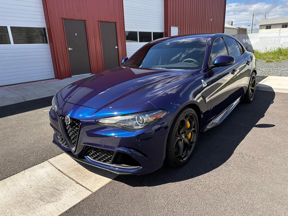 2017 Alfa Romeo Giulia Quadrifoglio - Image 8 of 31
