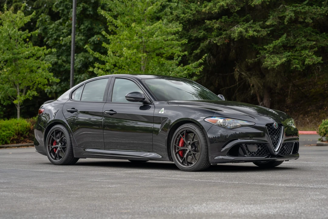 2017 Alfa Romeo Giulia Quadrifoglio - Image 3 of 31