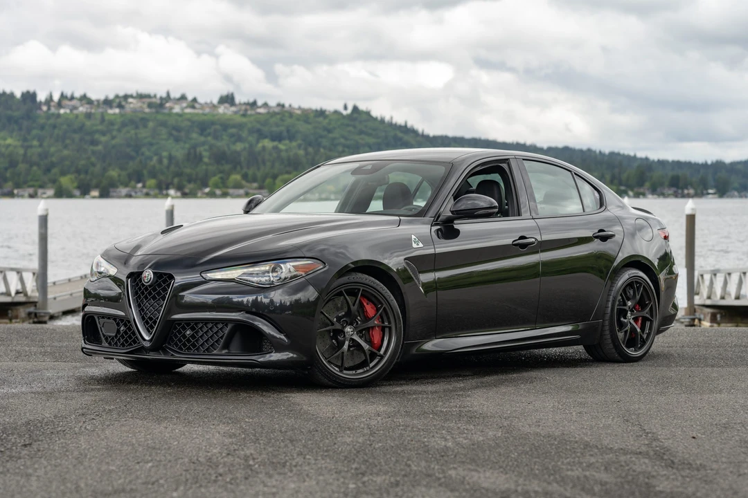 2017 Alfa Romeo Giulia Quadrifoglio - Image 8 of 31