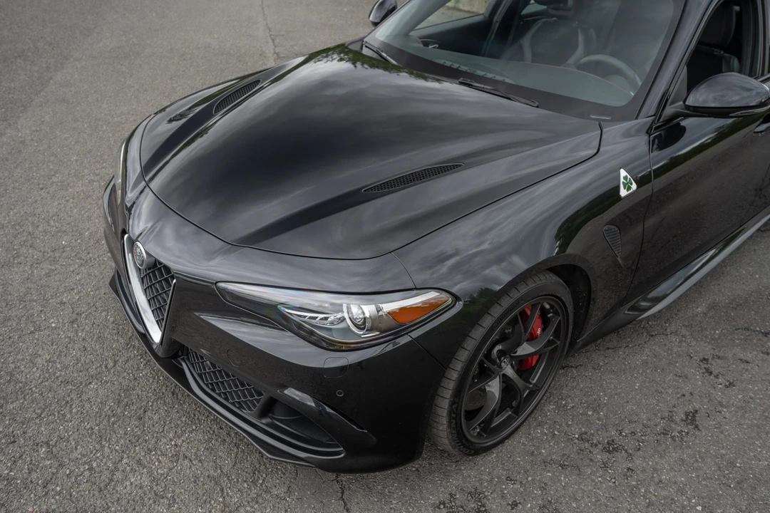 2017 Alfa Romeo Giulia Quadrifoglio - Image 25 of 31