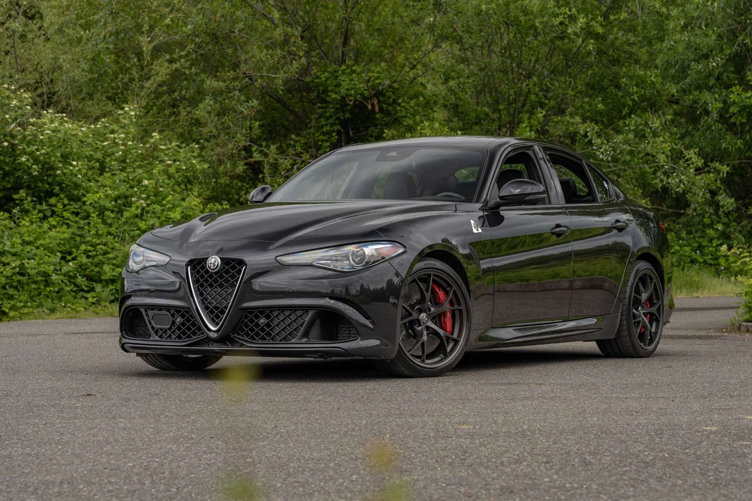 2017 Alfa Romeo Giulia Quadrifoglio - Image 6 of 31