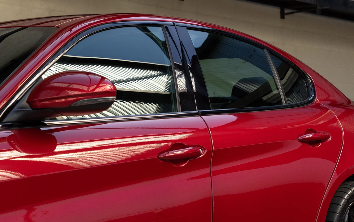 2017 Alfa Romeo Giulia Quadrifoglio - Image 30 of 31