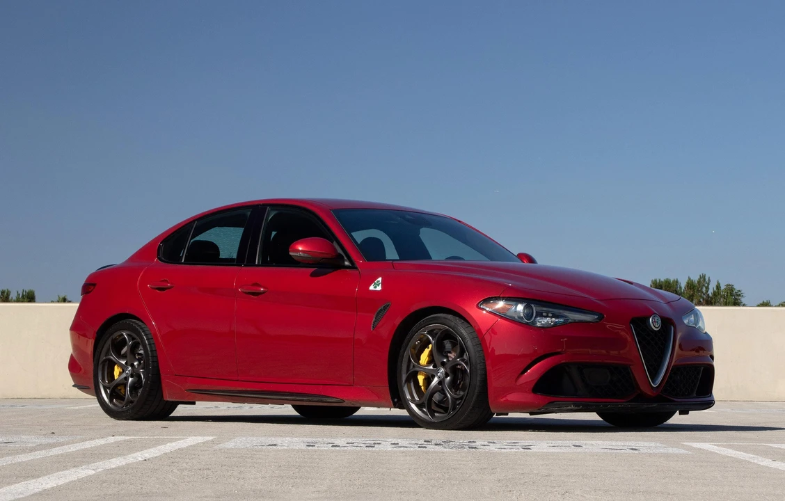 2017 Alfa Romeo Giulia Quadrifoglio - Image 10 of 31