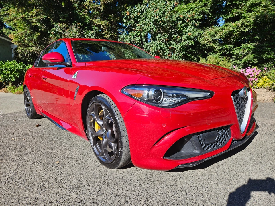 2017 Alfa Romeo Giulia Quadrifoglio - Image 19 of 31