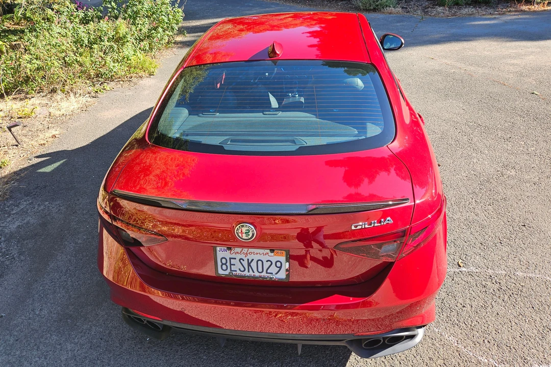 2017 Alfa Romeo Giulia Quadrifoglio - Image 5 of 31