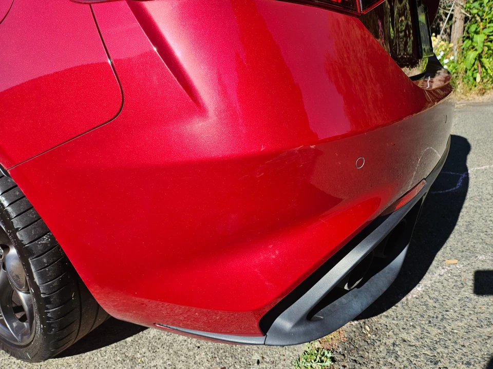 2017 Alfa Romeo Giulia Quadrifoglio - Image 27 of 31