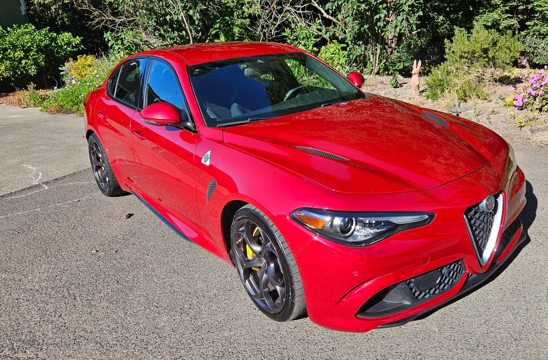 2017 Alfa Romeo Giulia Quadrifoglio - Image 18 of 31