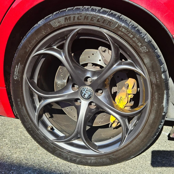 2017 Alfa Romeo Giulia Quadrifoglio - Image 30 of 31