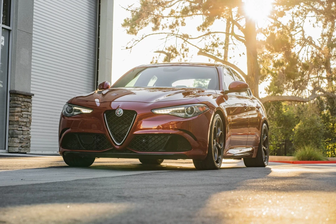 2017 Alfa Romeo Giulia Quadrifoglio - Image 10 of 31
