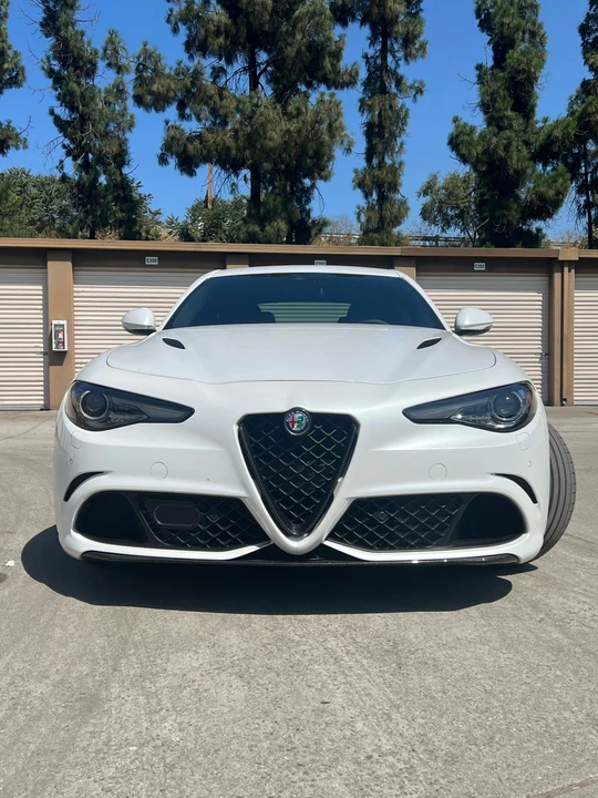 2017 Alfa Romeo Giulia Quadrifoglio - Image 15 of 31