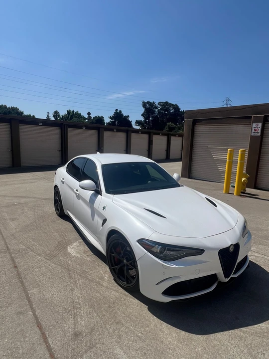 2017 Alfa Romeo Giulia Quadrifoglio - Image 20 of 31