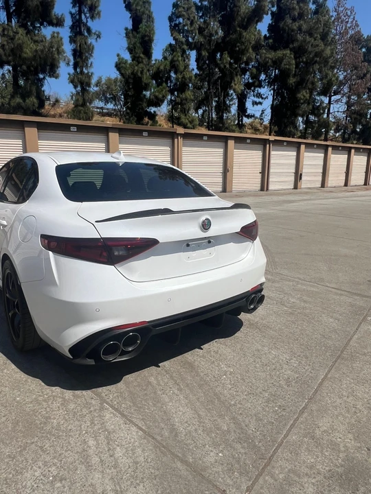 2017 Alfa Romeo Giulia Quadrifoglio - Image 23 of 31