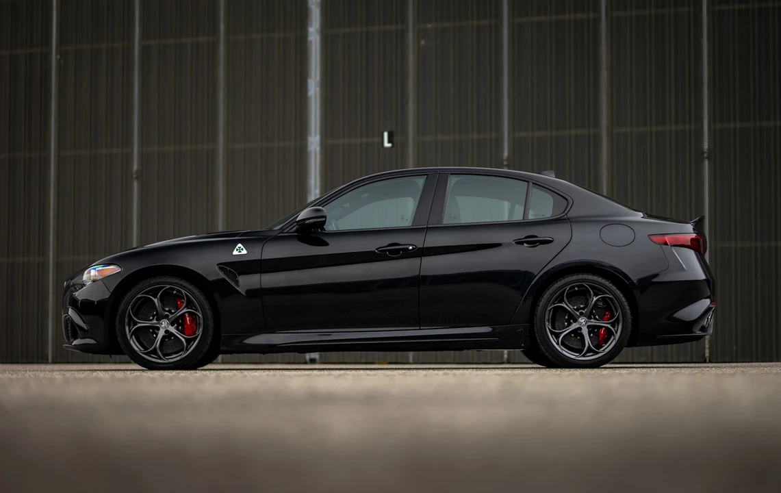 2017 Alfa Romeo Giulia Quadrifoglio - Image 31 of 31