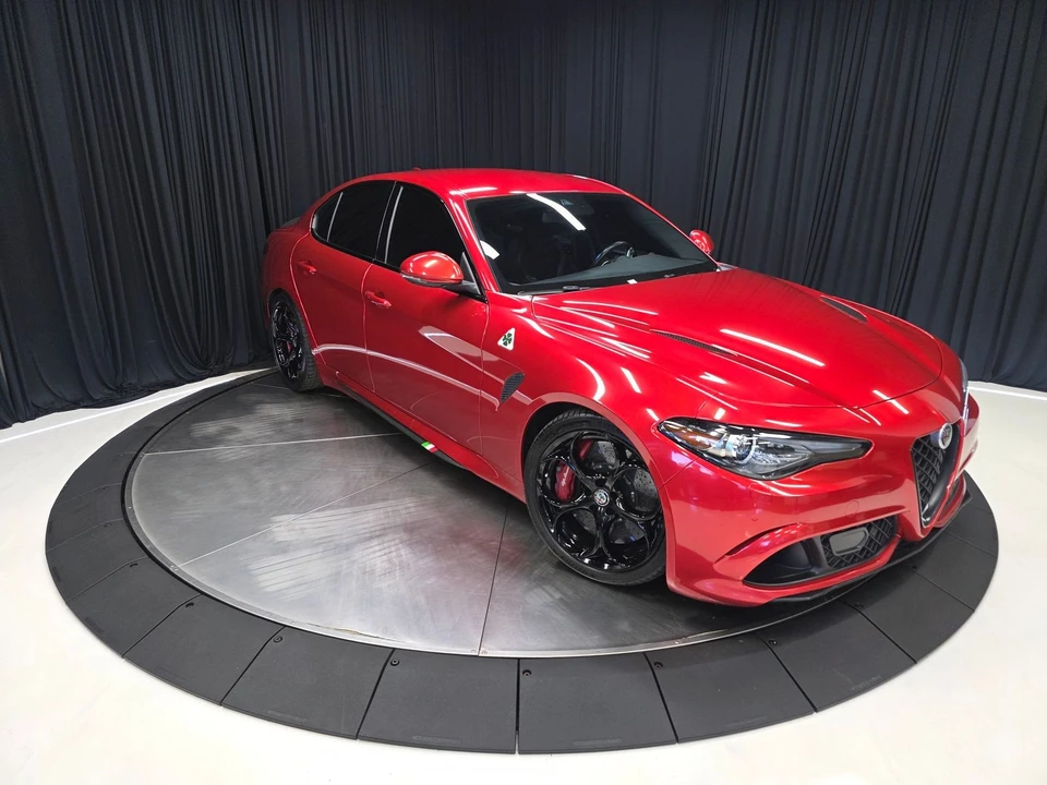 2017 Alfa Romeo Giulia Quadrifoglio - Image 16 of 21