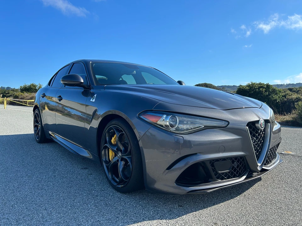 2017 Alfa Romeo Giulia Quadrifoglio - Image 14 of 31