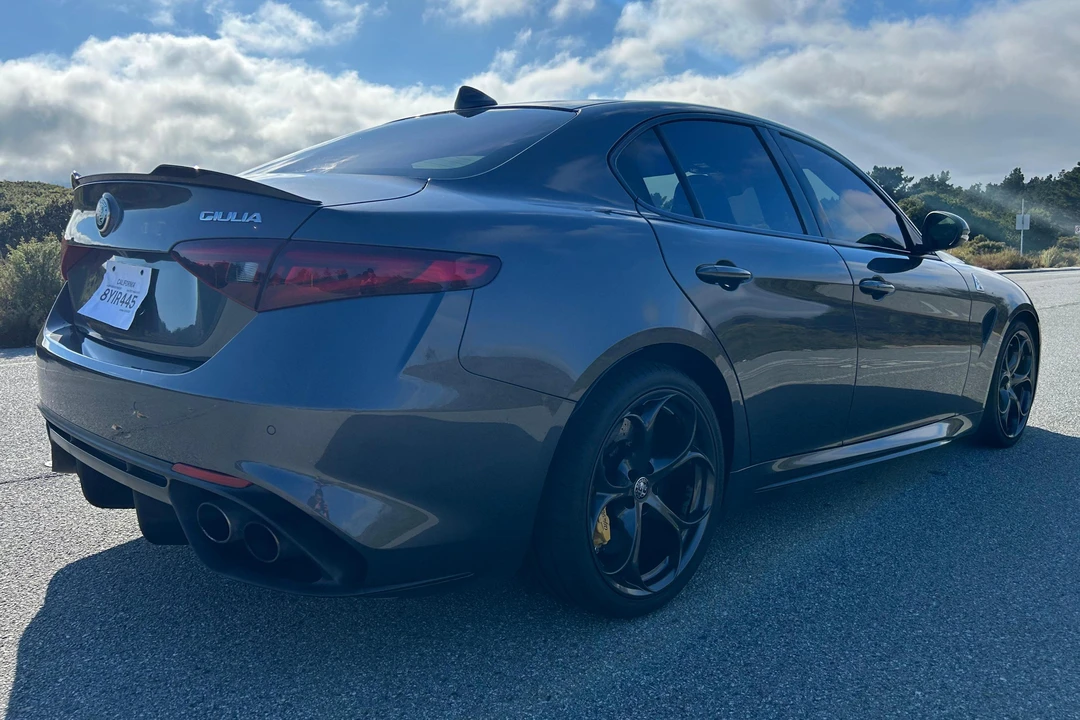 2017 Alfa Romeo Giulia Quadrifoglio - Image 4 of 31