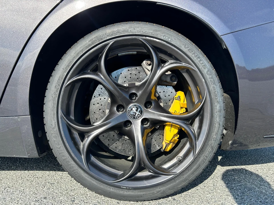 2017 Alfa Romeo Giulia Quadrifoglio - Image 23 of 31