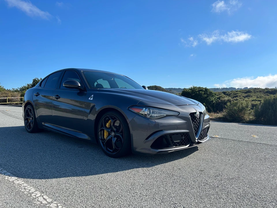 2017 Alfa Romeo Giulia Quadrifoglio - Image 13 of 31