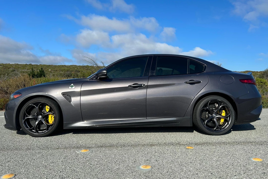 2017 Alfa Romeo Giulia Quadrifoglio - Image 3 of 31