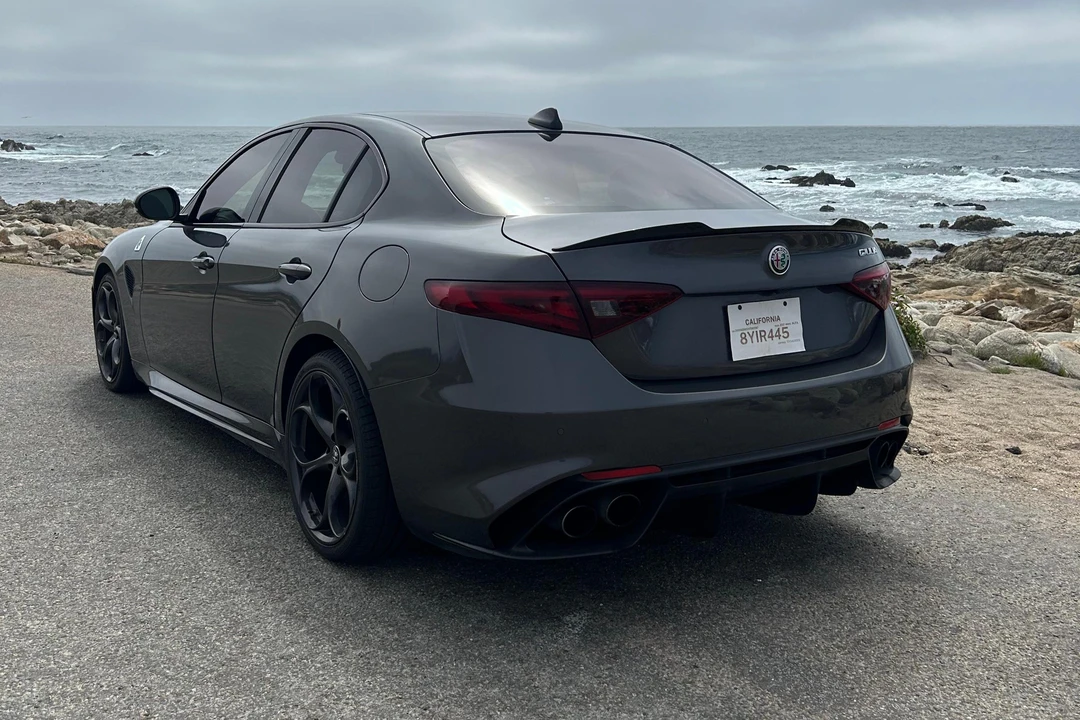 2017 Alfa Romeo Giulia Quadrifoglio - Image 9 of 31