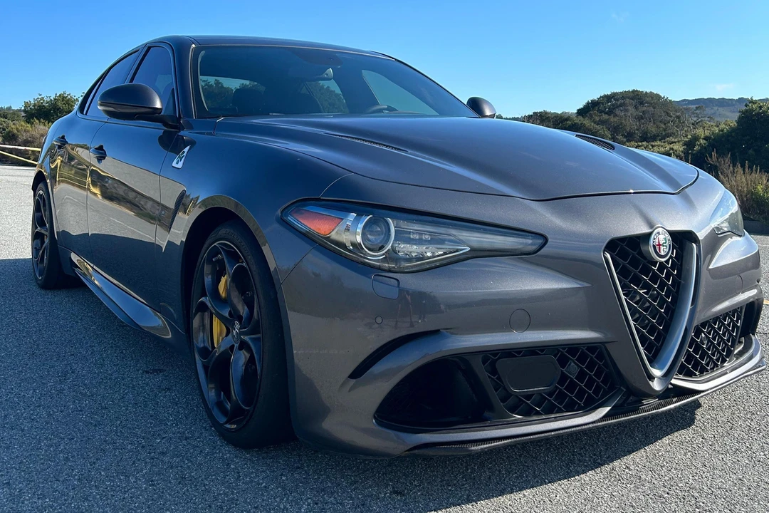 2017 Alfa Romeo Giulia Quadrifoglio - Image 15 of 31