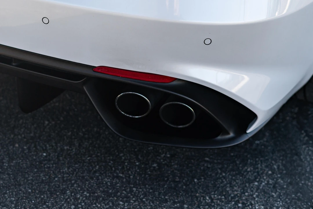 2017 Alfa Romeo Giulia Quadrifoglio - Image 23 of 31