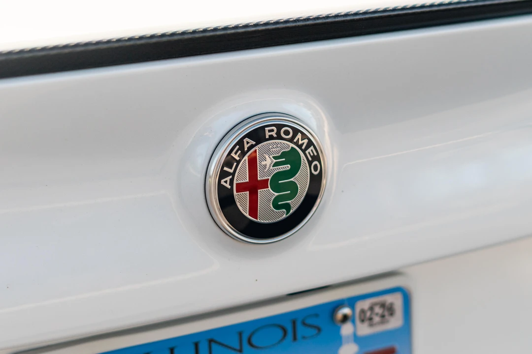 2017 Alfa Romeo Giulia Quadrifoglio - Image 20 of 31