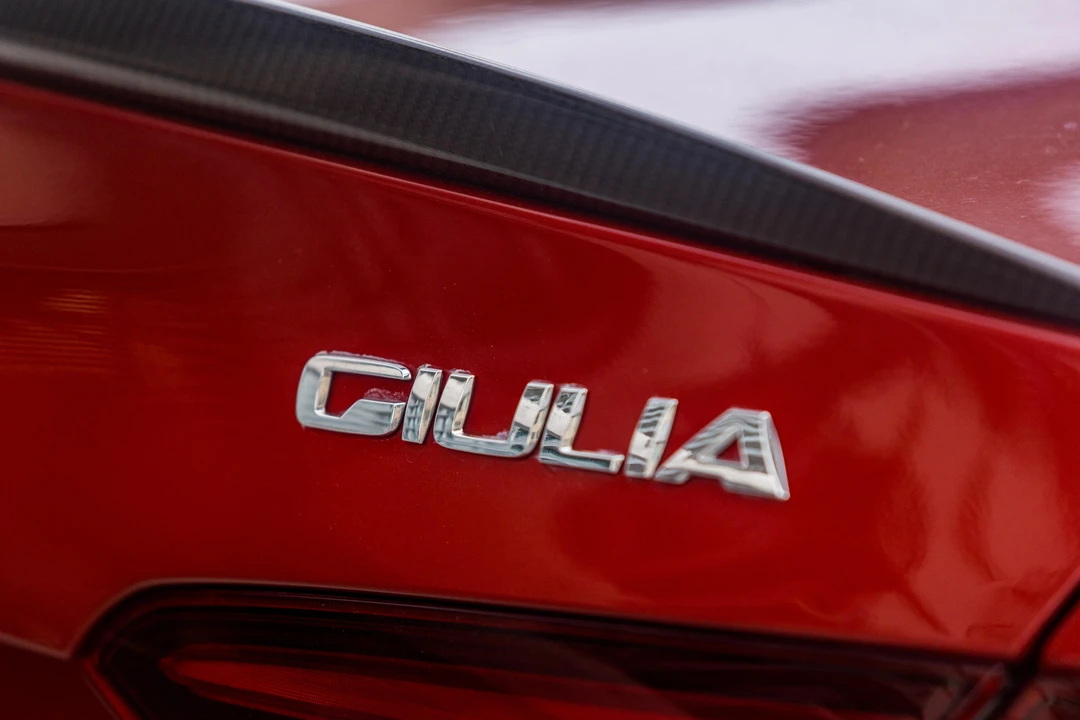 2017 Alfa Romeo Giulia Quadrifoglio - Image 22 of 31