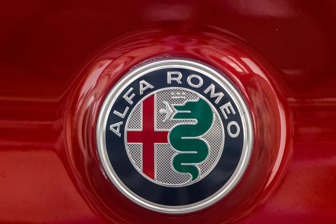 2017 Alfa Romeo Giulia Quadrifoglio - Image 21 of 31