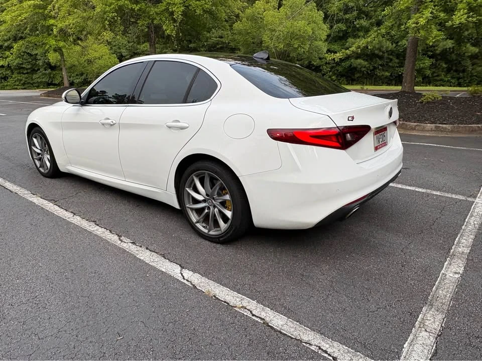 2017 Alfa Romeo Giulia - Image 2 of 20