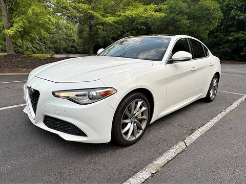 2017 Alfa Romeo Giulia Giulia