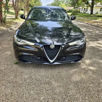 2017 Alfa Romeo Giulia Sedan