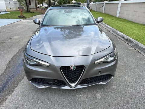 2017 Alfa Romeo Giulia Giulia