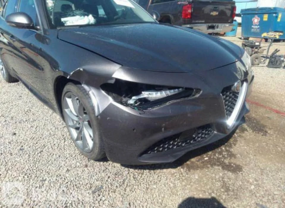2017 Alfa Romeo Giulia - Image 12 of 12